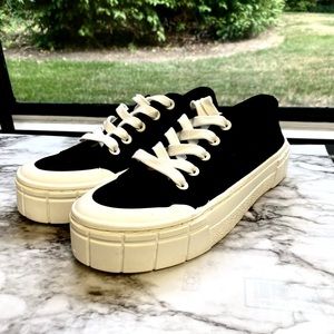 Mad Love Fran Women's Black White Lace Up Platform Canvas Sneaker Shoes Size 8